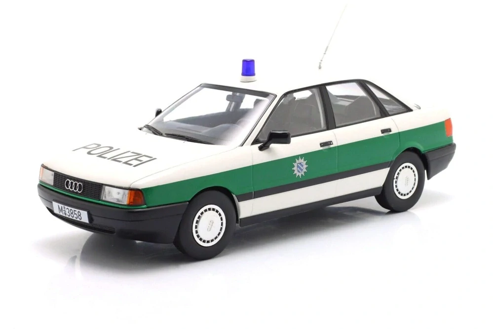 1:18 Audi 80 B3 1989 Polizei/Policie - Triple9