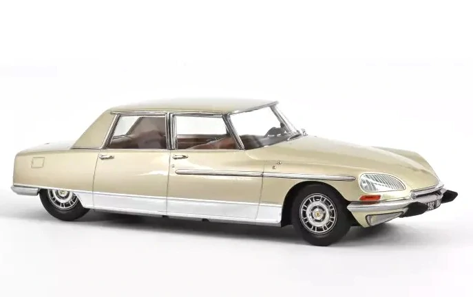 1:18 Citroën DS 21 Lorraine 1969 Champagne - Norev