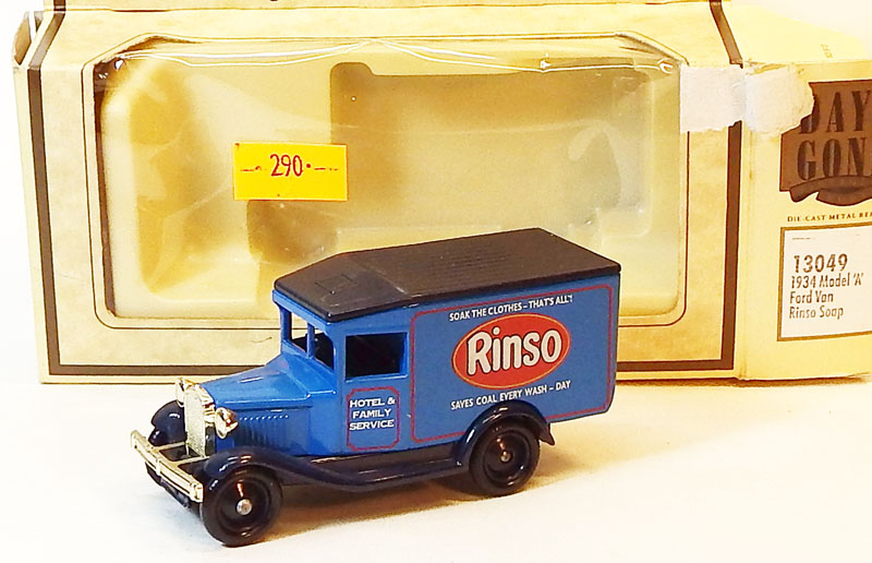 1934 Ford Model A Van, bazar - Lledo