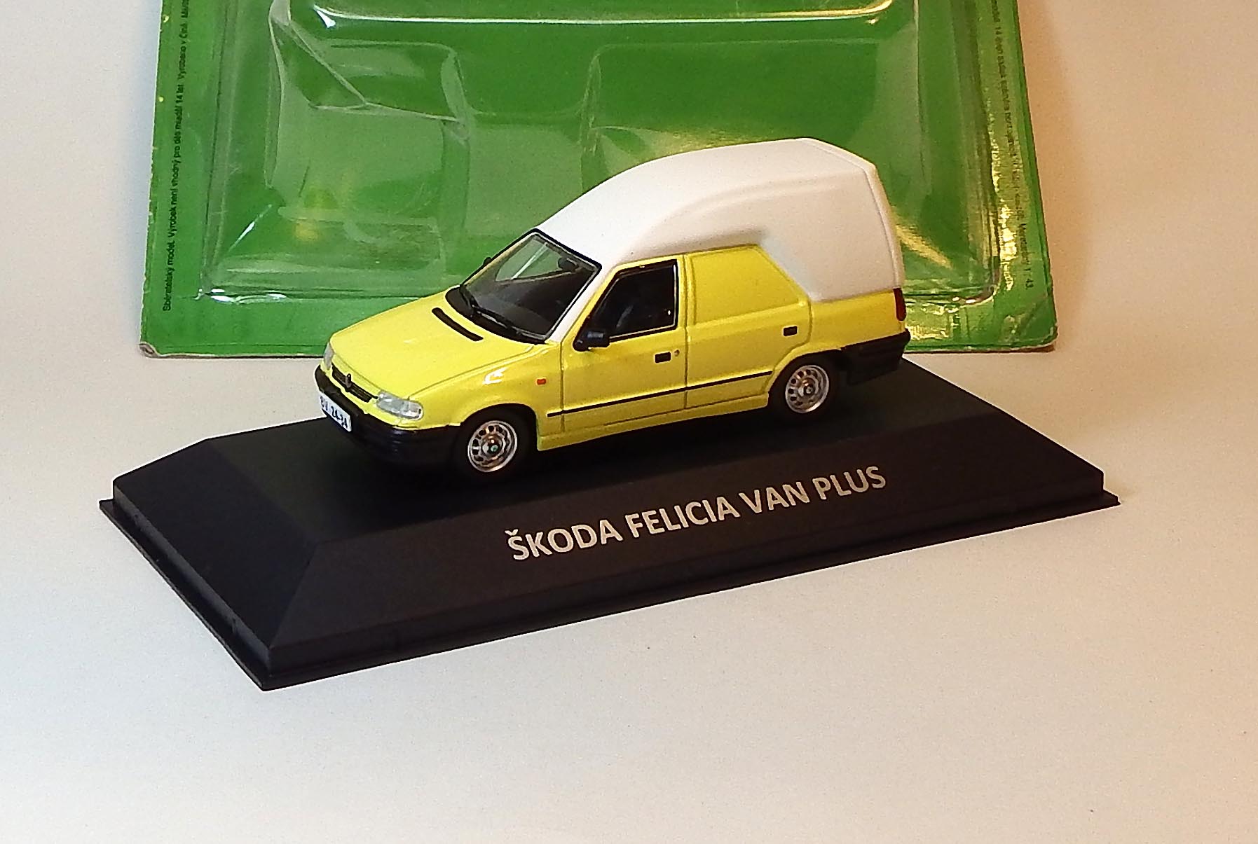 1:43 Škoda Felicia Van Plus - DeAgostini