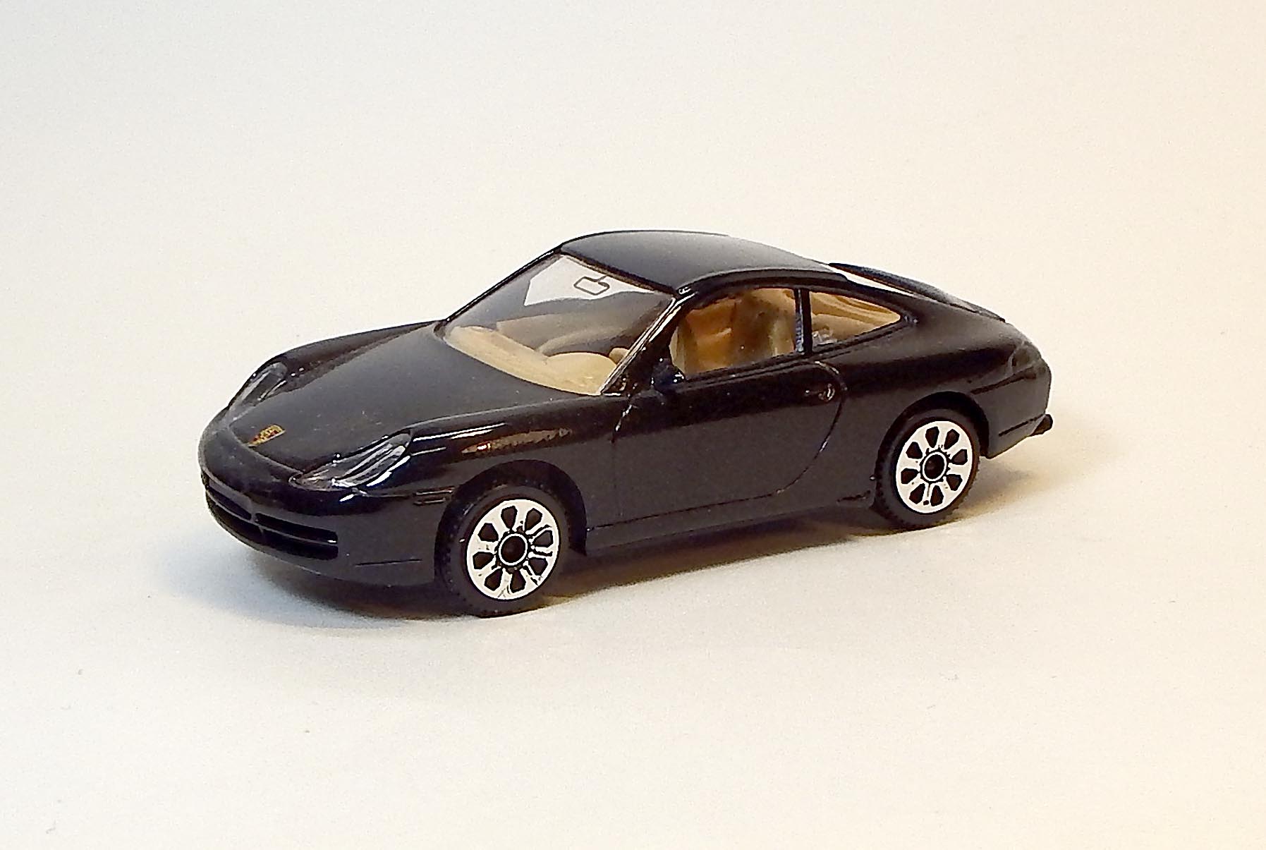 1:43 Porsche 911 Carrera, bazar, bez krabičky - Bburago