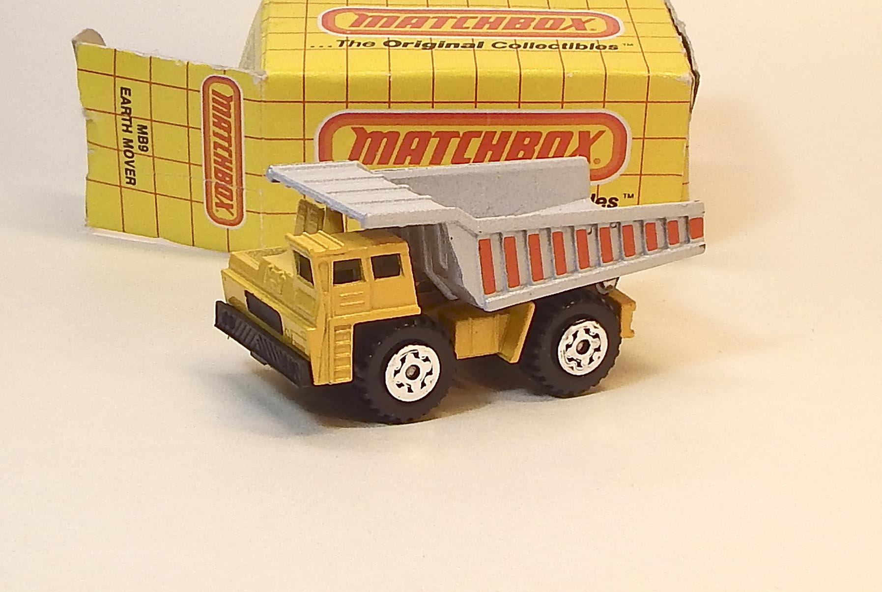 Earth Mover, bazar - Matchbox