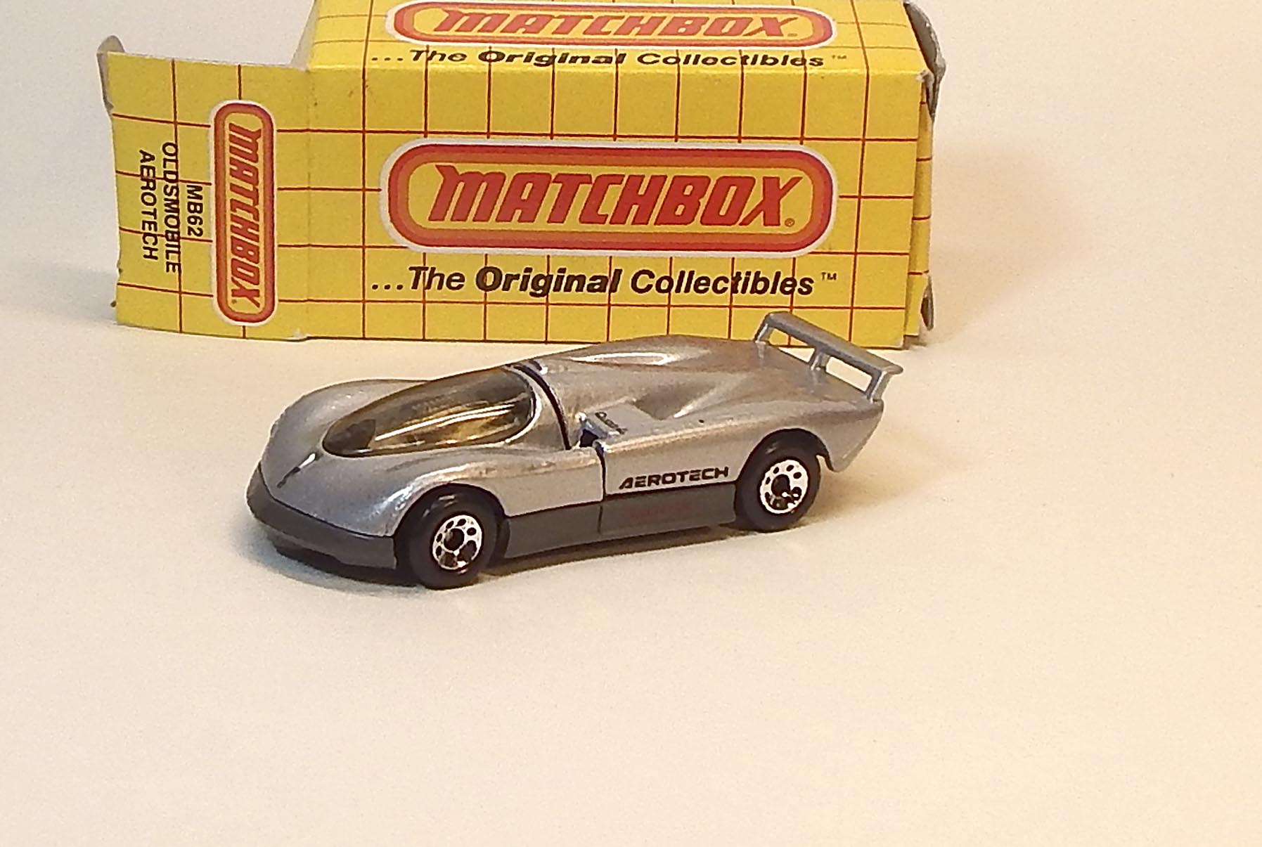 Oldsmobile Aerotech, bazar - Matchbox