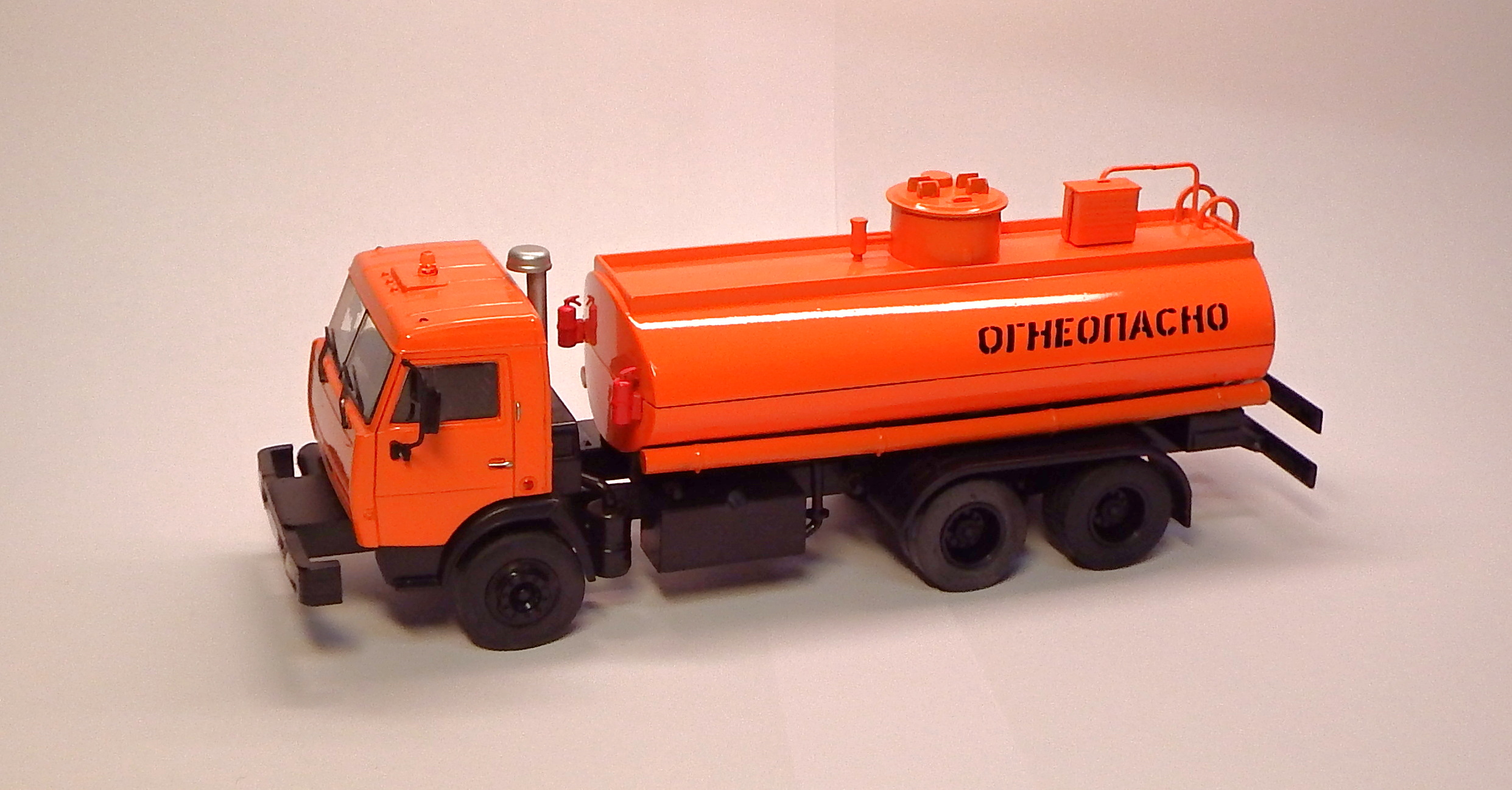Kamaz 5320, hasiči, bazar, bez krabičky