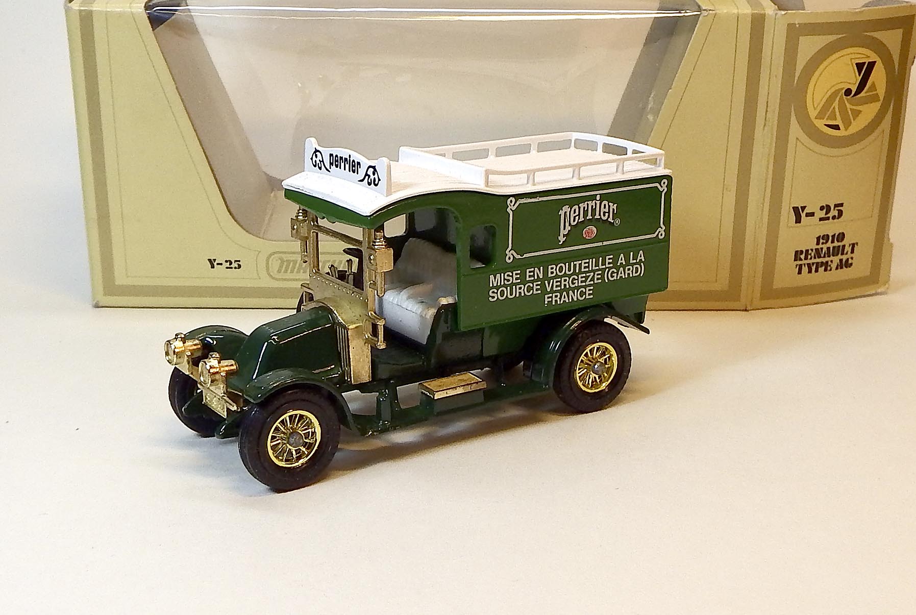 Y-25 1910 Renault Type AG, bazar - Matchbox Yesteryear