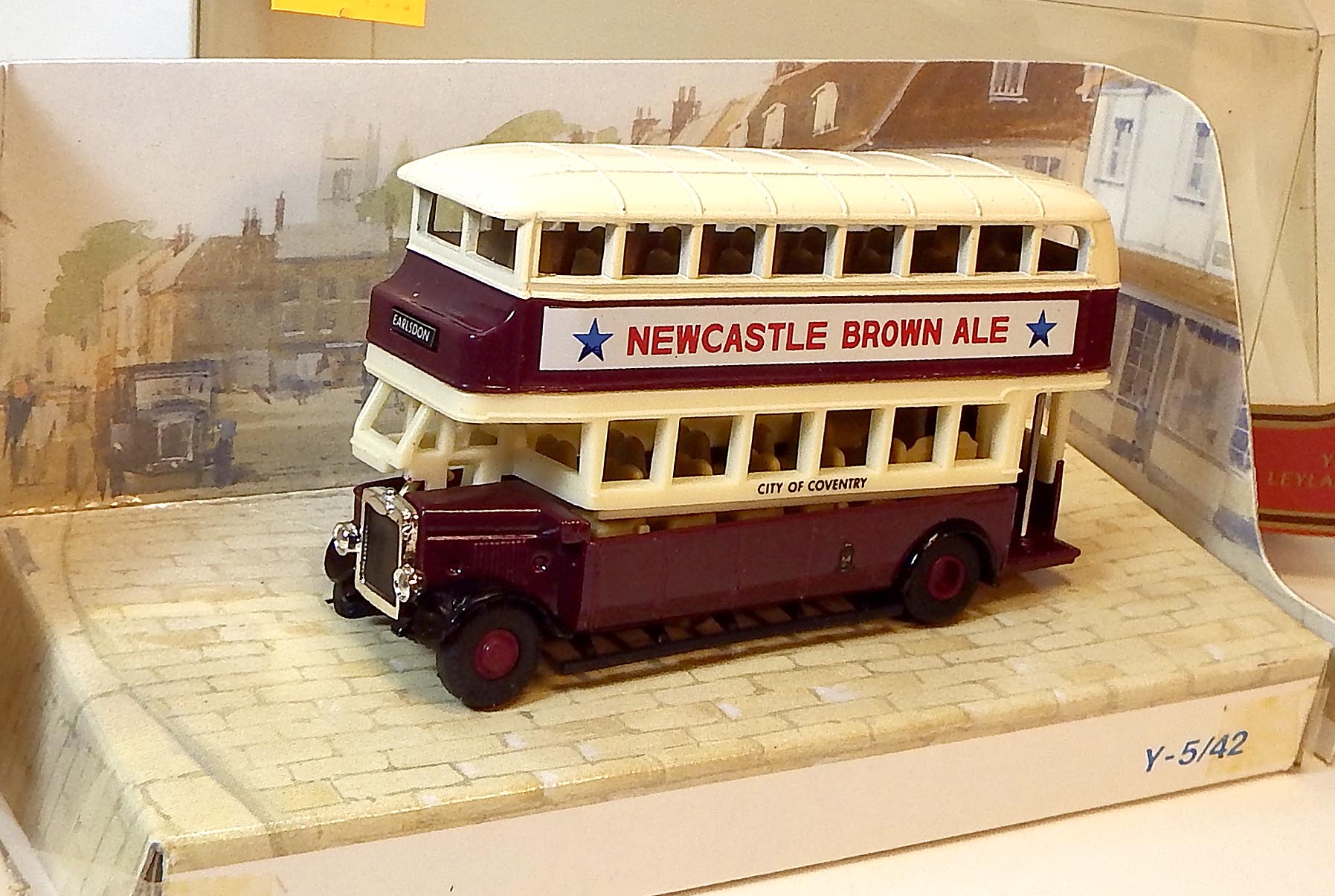 Y-5C 1930 Leyland Titan TD1, bazar - Matchbox Yesteryear