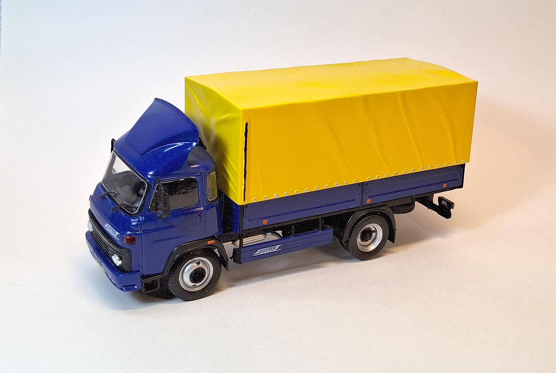 1:43 Avia A31T N, žlutá plachta - DeAgostini
