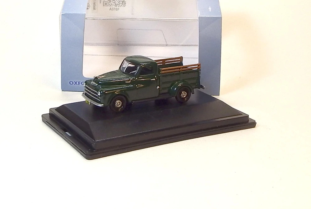 1:87 1948 Dodge B-1B Pick-Up, bazar - Oxford