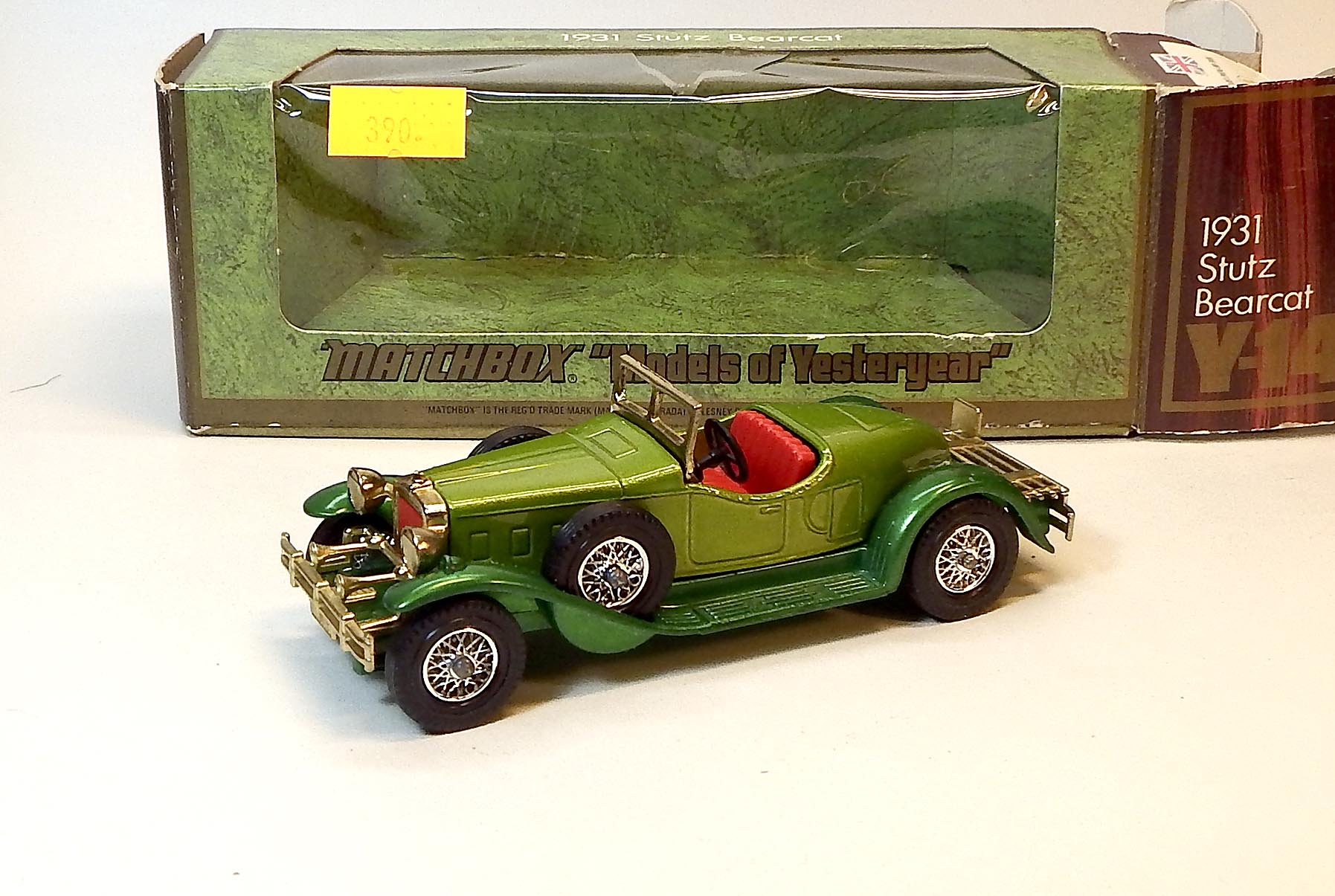 Y-14 1931 Stutz Bearcat, bazar - Matchbox