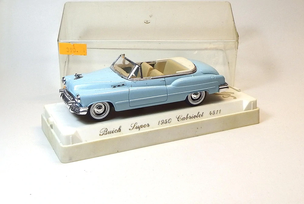 1:43 Buick Super 1950, bazar - Solido