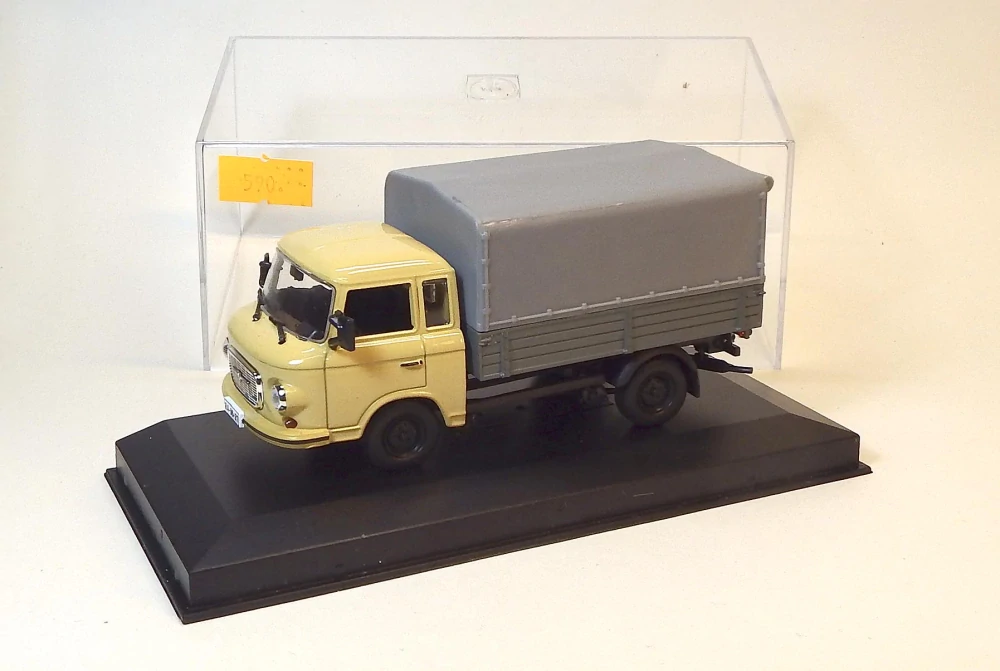 1:43 Barkas, bazar - DeAgostini