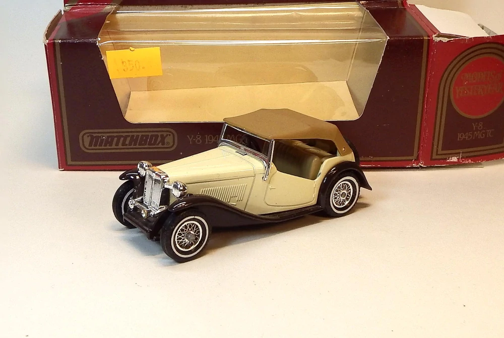Y-8 1945 MG TC, bazar - Matchbox Yesteryear