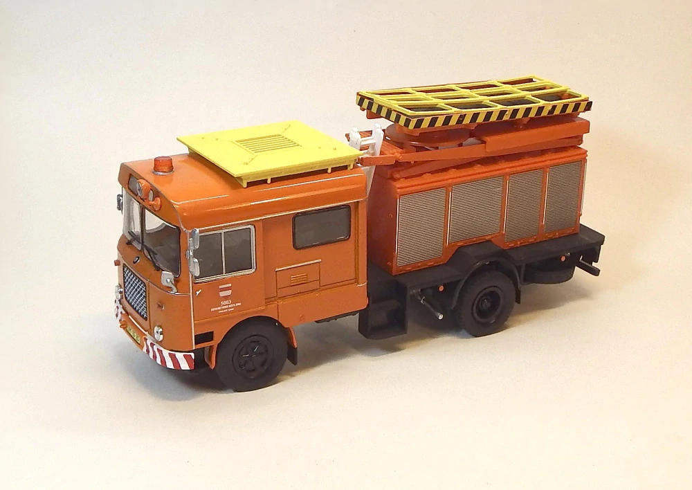 1:43 Škoda 706 plošina DP Brno