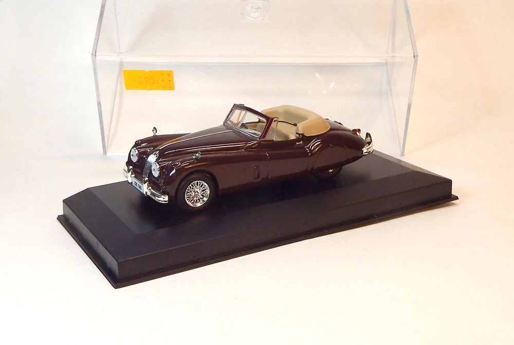 1:43 Jaguar XK140, bazar