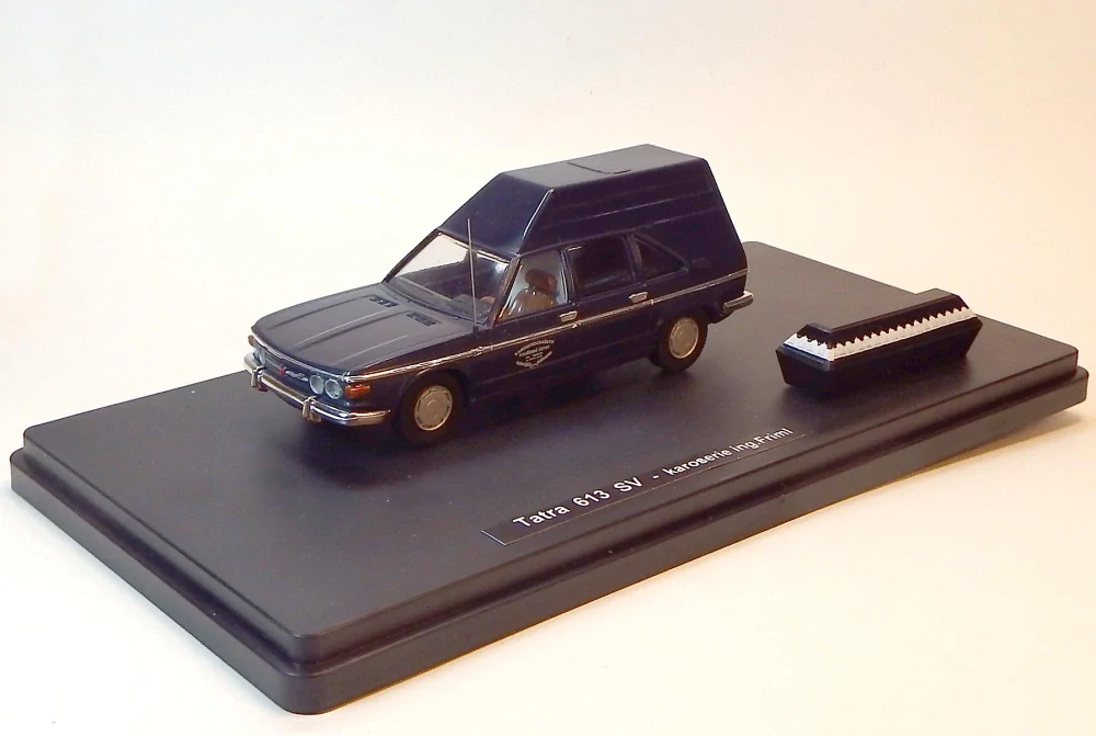 1:43 Tatra 613 SV - karosérie Ing. Friml - pohřební