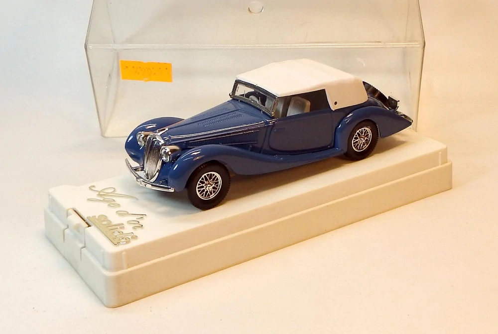 1:43 Delahaye 135M, bazar - Solido
