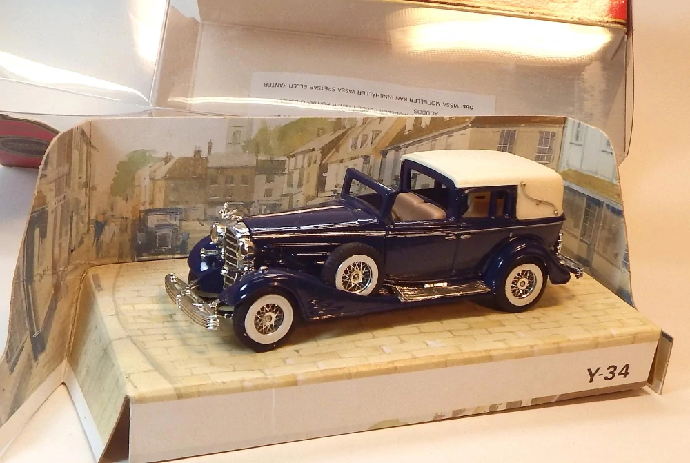 Y-34 1933 Vadillac 452 V16, bazar - Matchbox Yesteryear