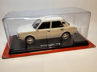 1:24 Škoda 105L - Hachette