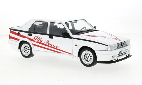 1:18 Alfa Romeo 75 Turbo Evoluzione, bílý, 1987 - MCG