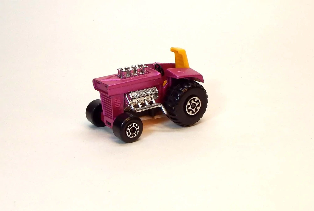 MB-25 MOD Tractor, bazar - Matchbox
