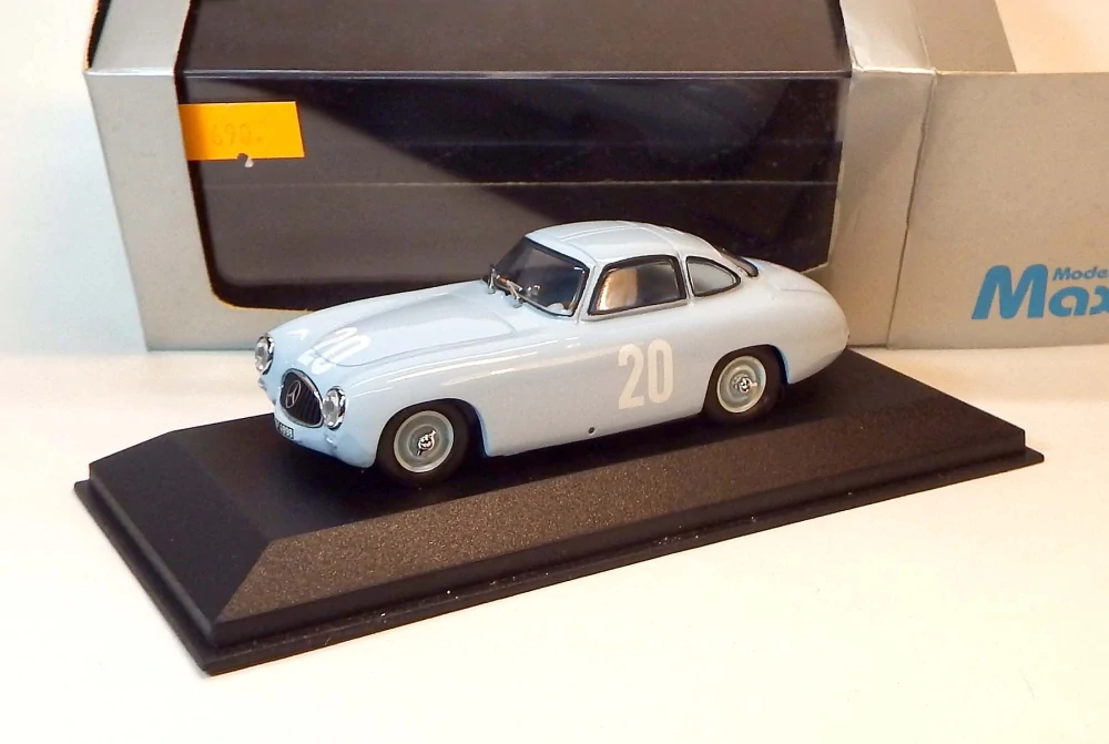 1:43 Mercedes-Benz 300 SL, bazar - Max Models
