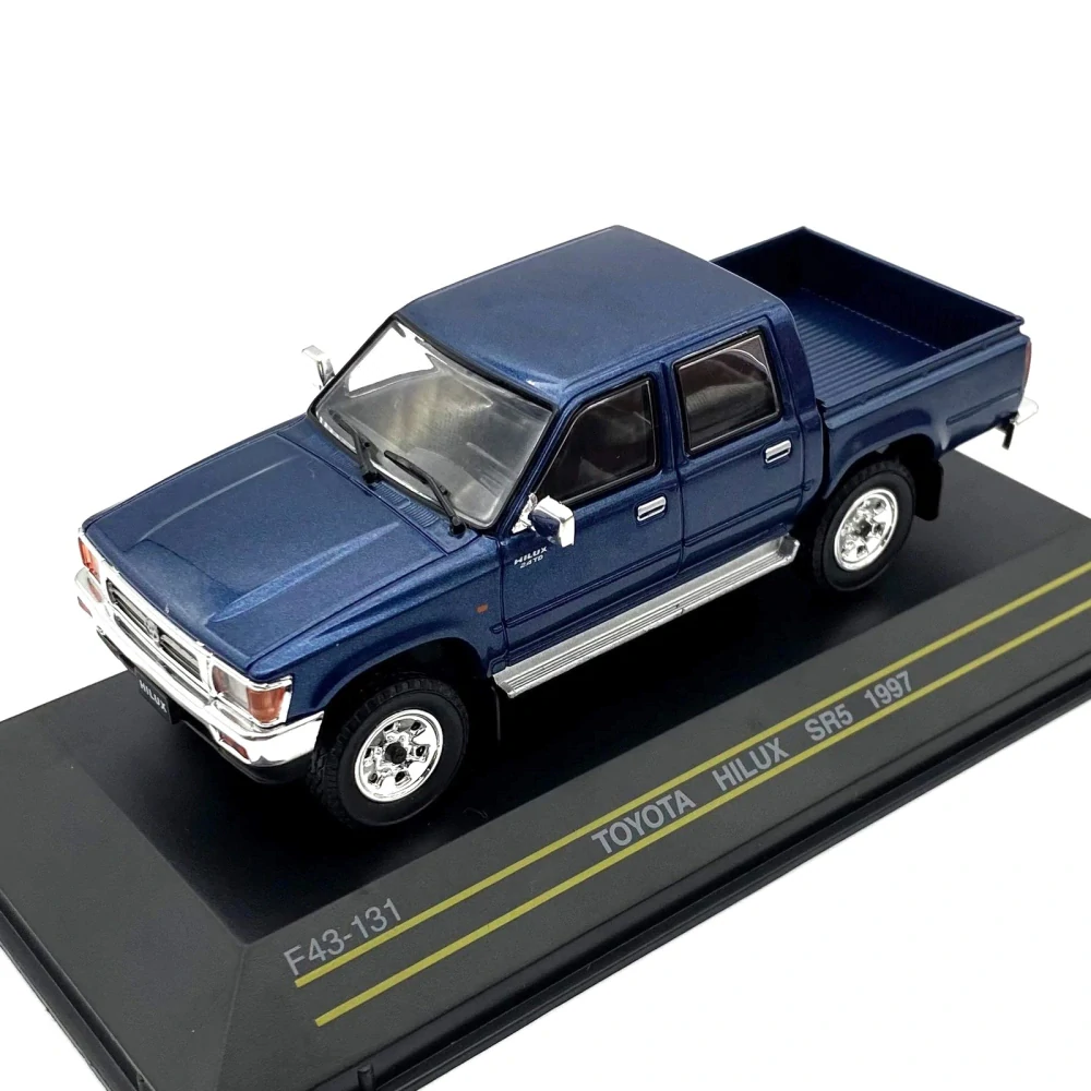 1:43 Toyota Hilux SR5 1997 - First 43 Models