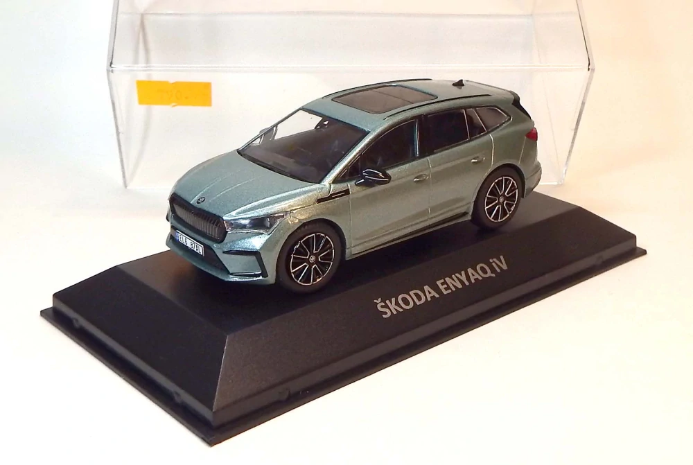 1:43 Škoda Enyaq iV, bazar - DeAgostini