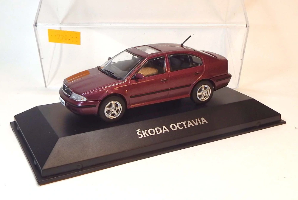 1:43 Škoda Octavia, bazar - DeAgostini