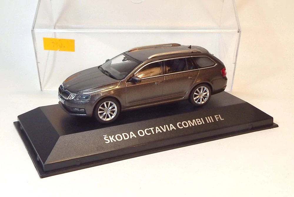 1:43 Škoda Octavia III FL, bazar - DeAgostini