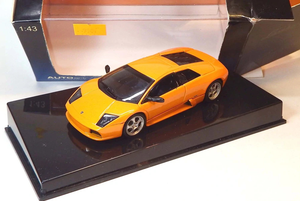 1:43 Lamborghini Murcielago, bazar - AutoArt