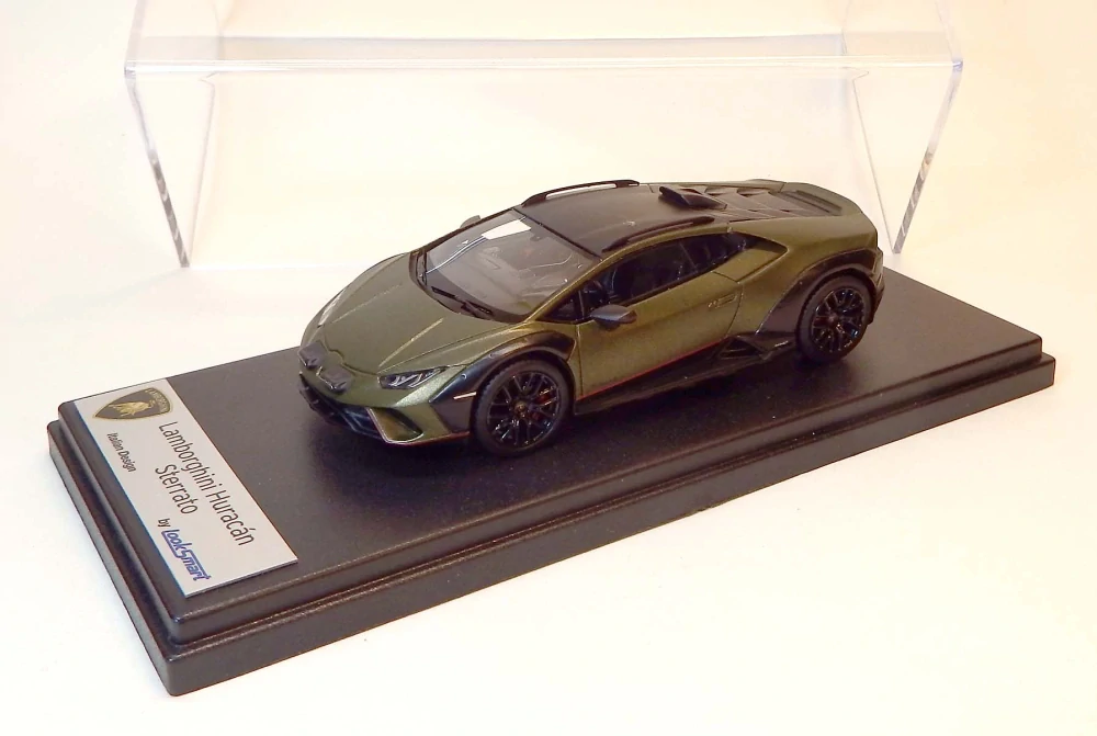 1:43 Lamborghini Huracan Sterrato, bazar - LookSmart