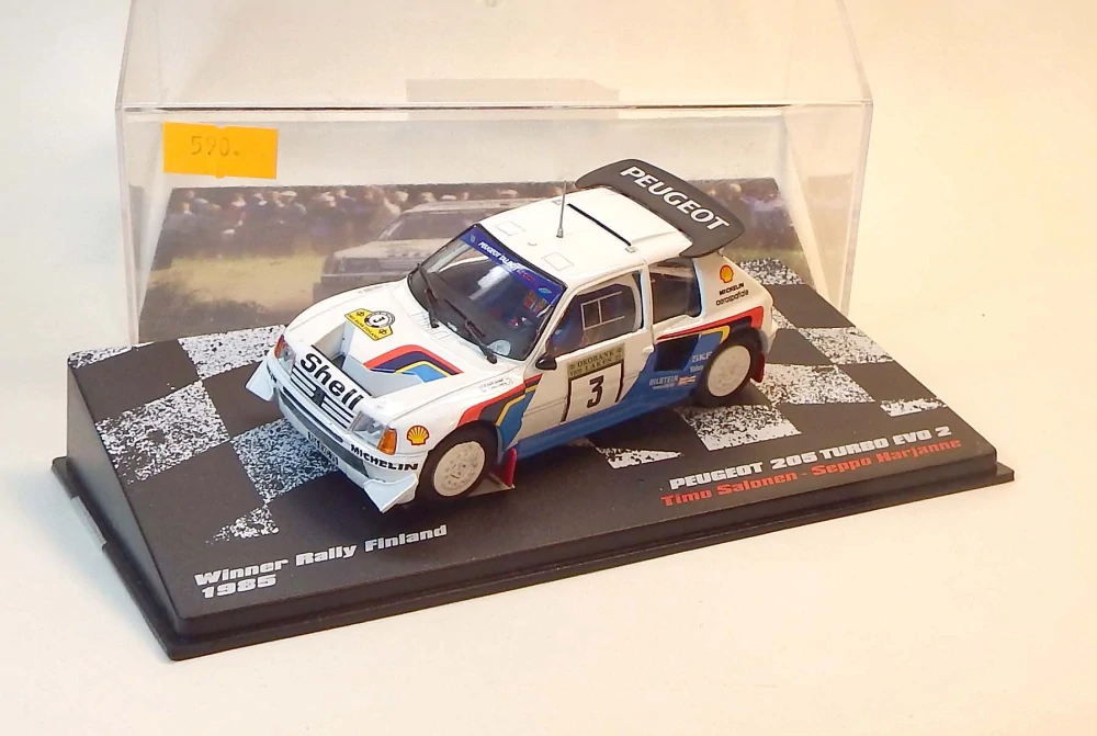 1:43 1985 Peugeot 205 Turbo EVO2, bazar - DeAgostini