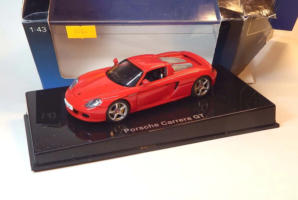 1:43 Porsche Carrera GT, bazar - AutoArt