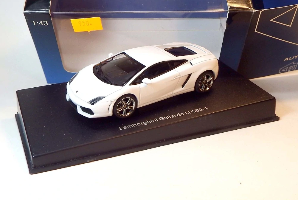 1:43 Lamborghini Gallardo LP560-4, bazar - AutoArt
