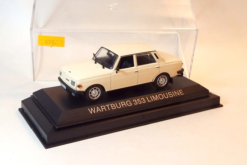 1:43 Wartburg 353 Limousine, bazar - DeAgostini
