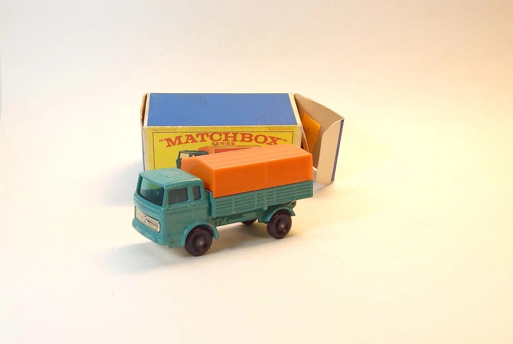 MB-1 Mercedes Truck, bazar - Matchbox