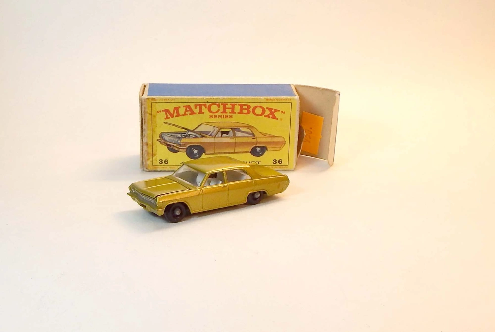 MB-36 Opel Diplomat, bazar - Matchbox