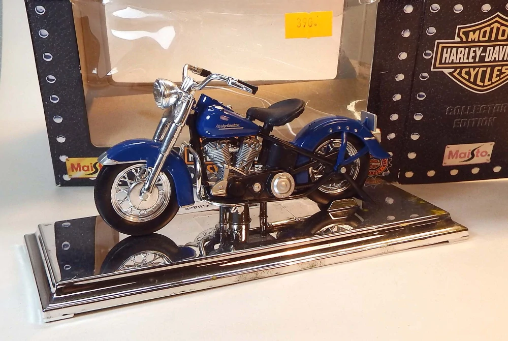 1:18 1958 Harley-Davidson 74FL Hydra Glide, bazar - Maisto
