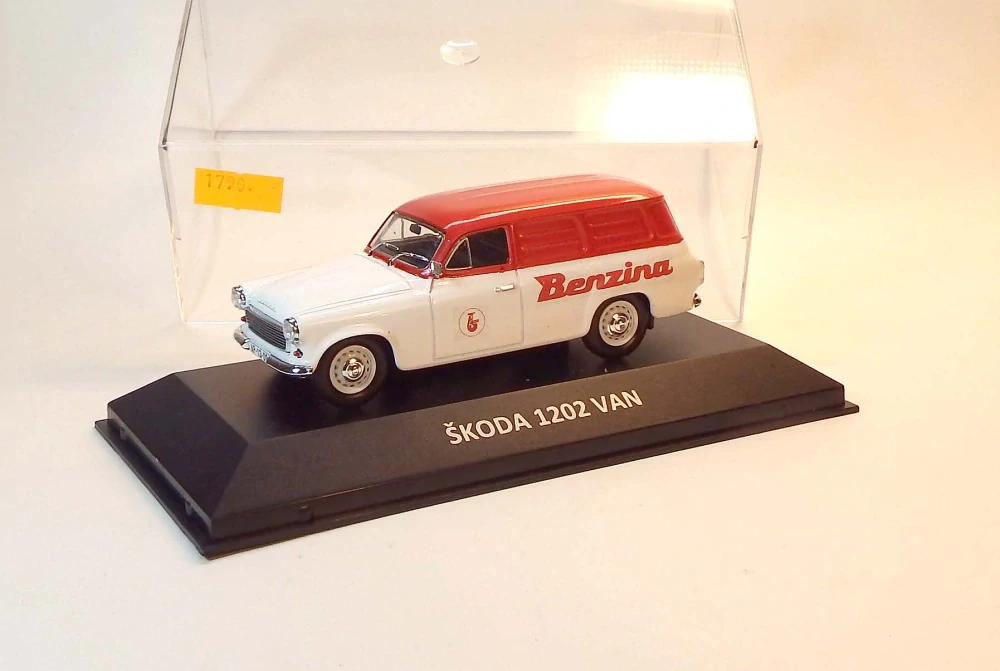 1:43 Škoda 1202 Van "Benzina", ruční práce