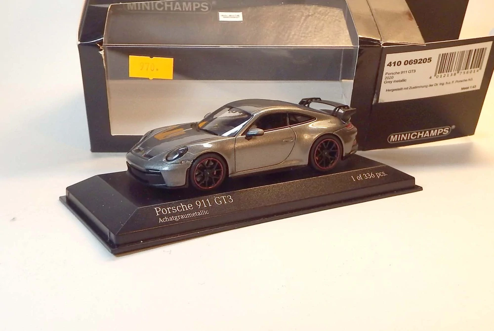 1:43 2020 Porsche 911 GT3, bazar - Minichamps