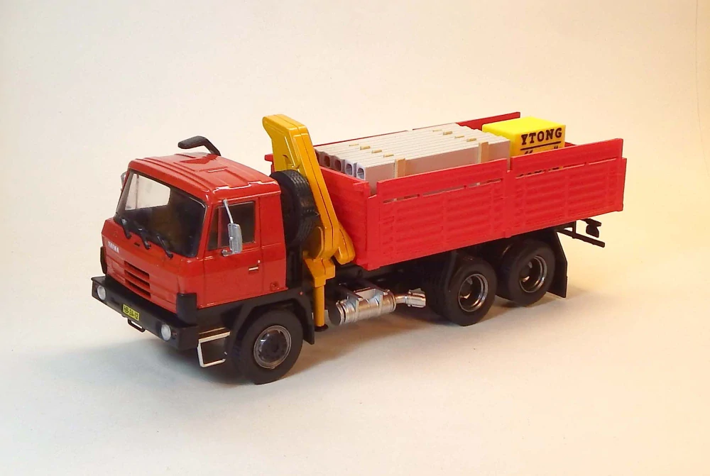 1:43 Tatra 815 V 26 208 6x6.2 HR, bazar - DeAgostini