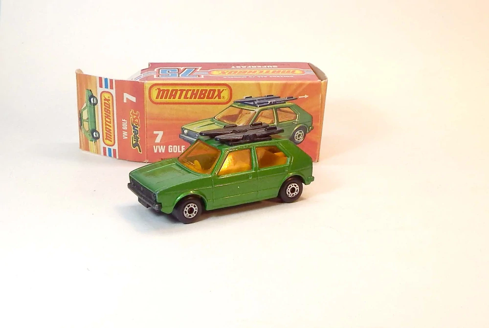 MB-7 Volkswagen Golf, bazar - Matchbox