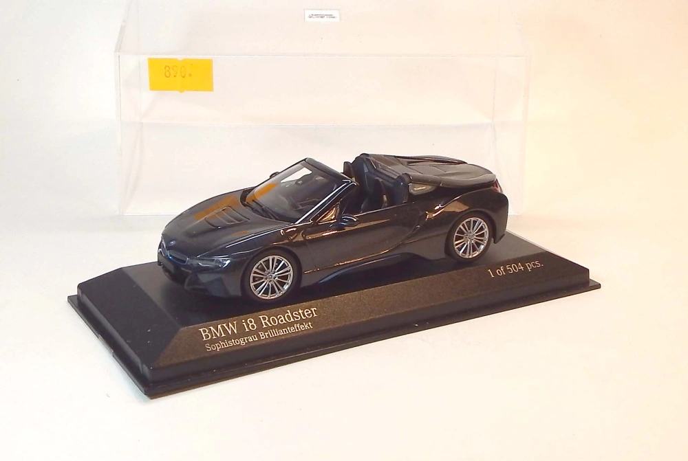 1:43 BMW i8 Roadster, bazar - Minichamps