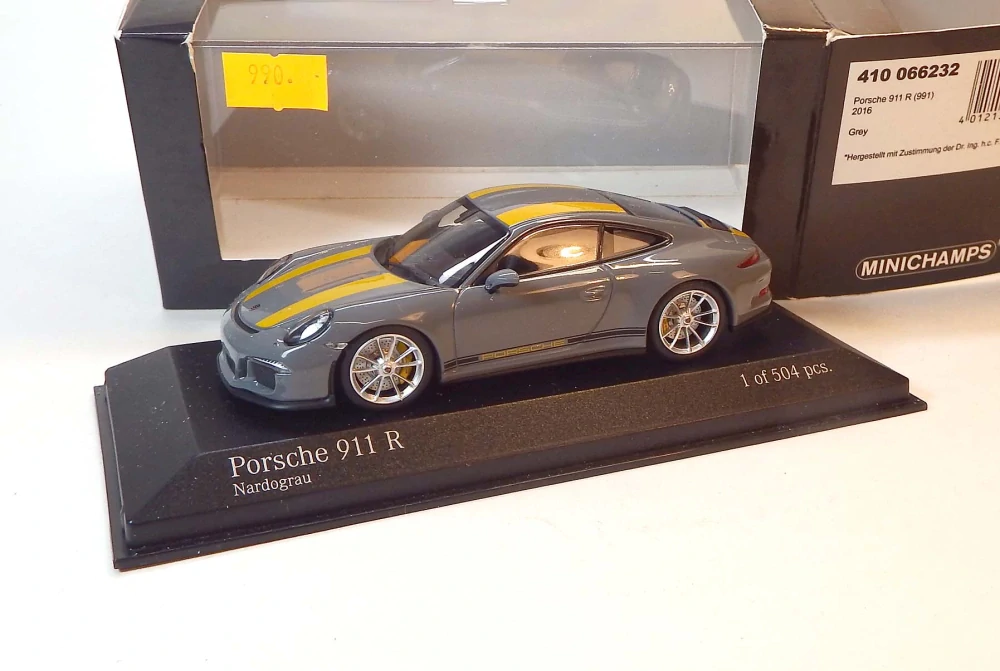 1:43 Porsche 911R, bazar - Minichamps