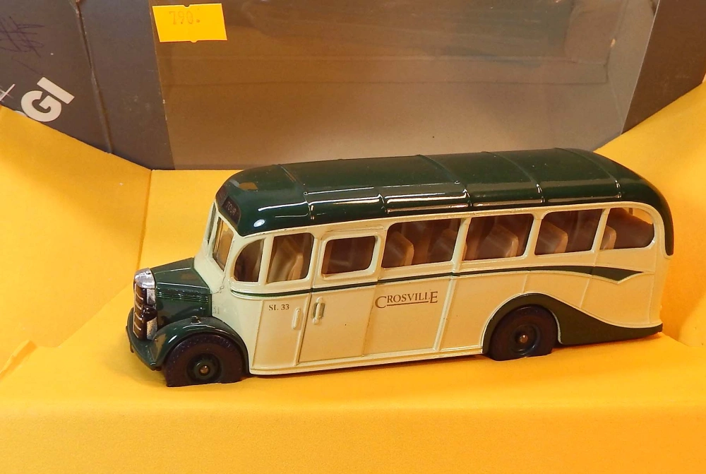 1:50 Bedford Type OB Coach, bazar - Corgi