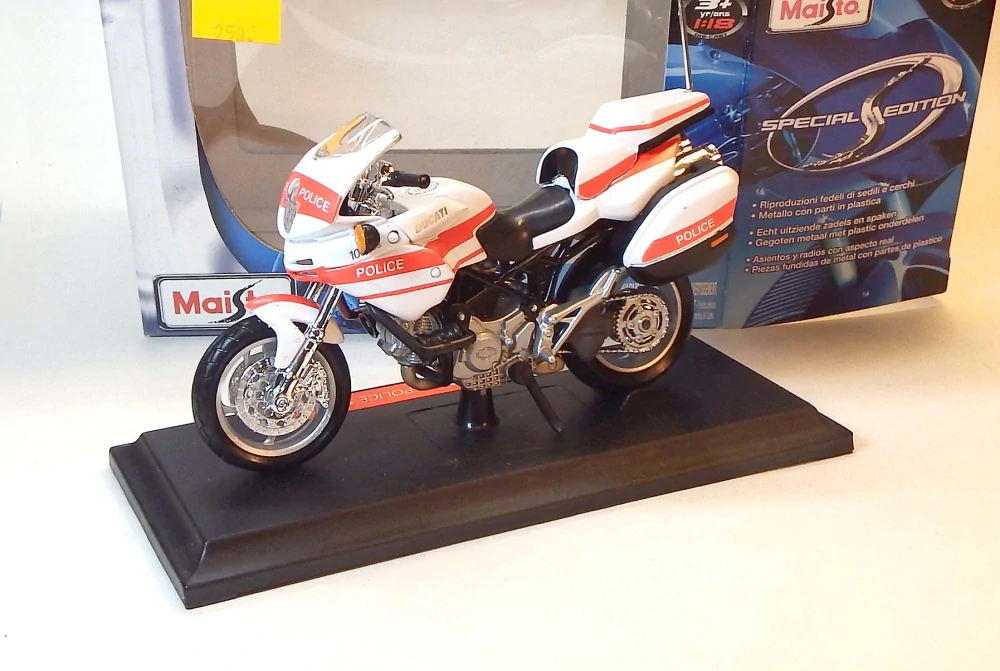1:18 Ducati Police 1000DS, bazar - Maisto
