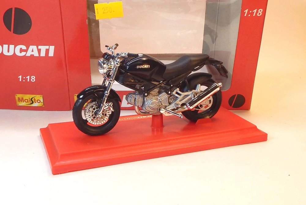 1:18 Ducati Monsterdark, bazar - Maisto