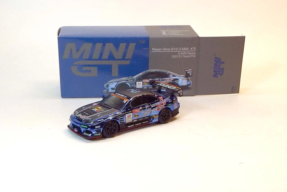 1:64 1999 Nissan Silvia S15 D-MAX, bazar - MiniGT