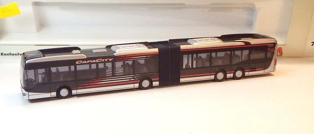 1:87 Autobus Mercedes, bazar