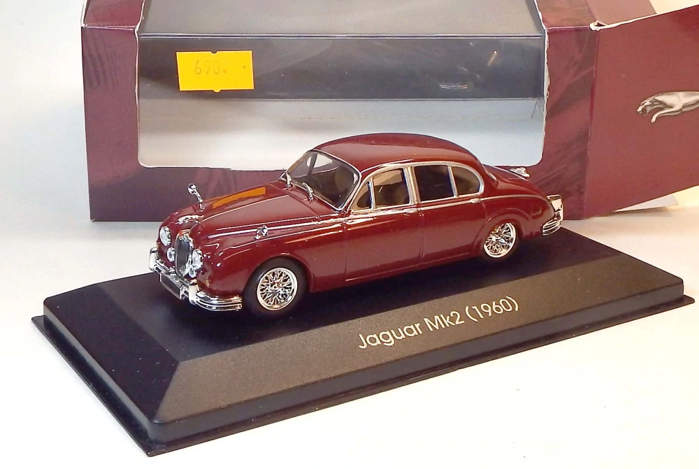 1:43 1960 Jaguar Mk.2, bazar - Atlas